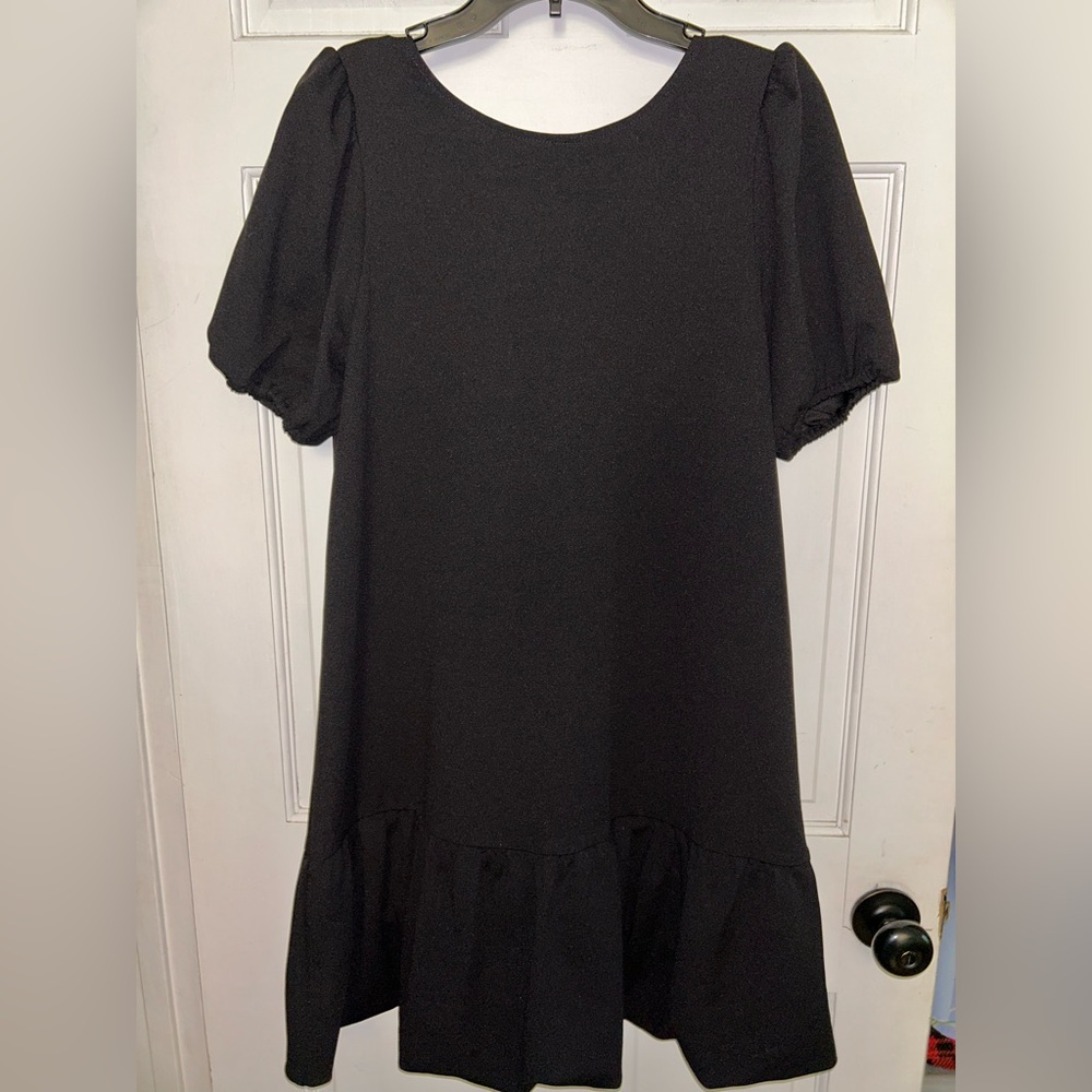 Elegant Black Puff Sleeve Dress